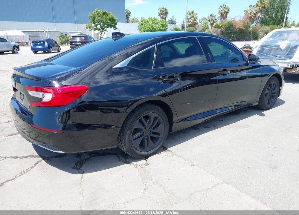 2018 HONDA ACCORD VIN: 1HGCV1F16JA053464