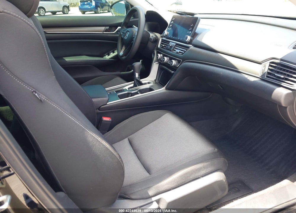 2018 HONDA ACCORD VIN: 1HGCV1F16JA053464