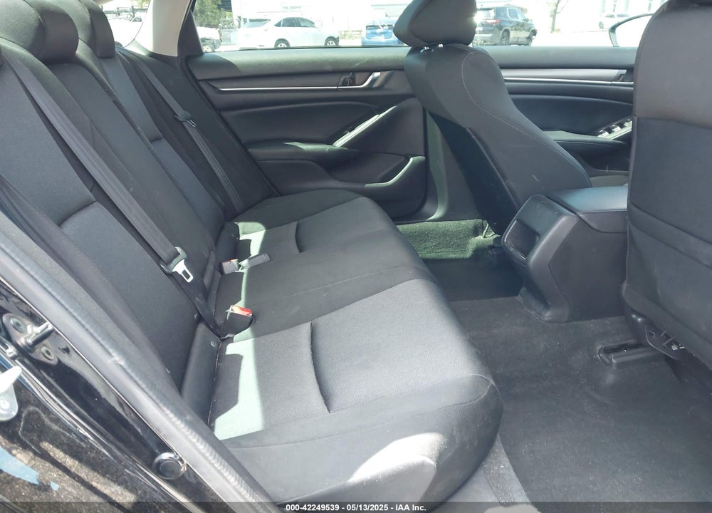 2018 HONDA ACCORD VIN: 1HGCV1F16JA053464