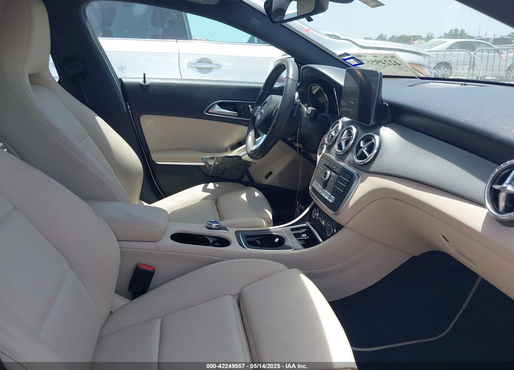 2019 MERCEDES-BENZ CLA 250 VIN: WDDSJ4EB2KN719639
