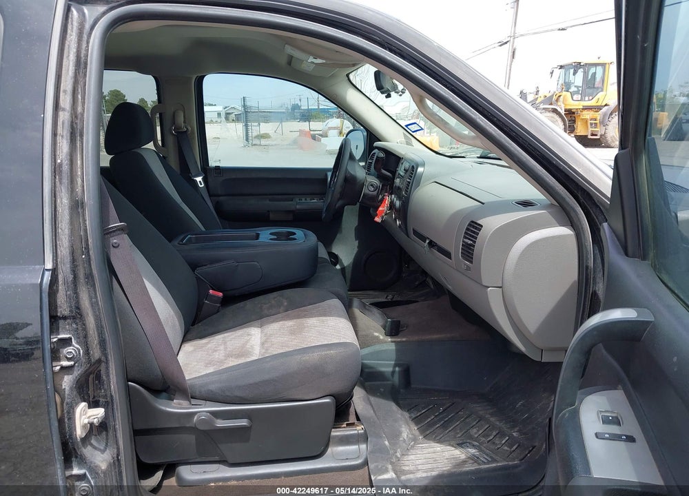 2008 GMC SIERRA 1500 SL VIN: 3GTEC13C38G206901