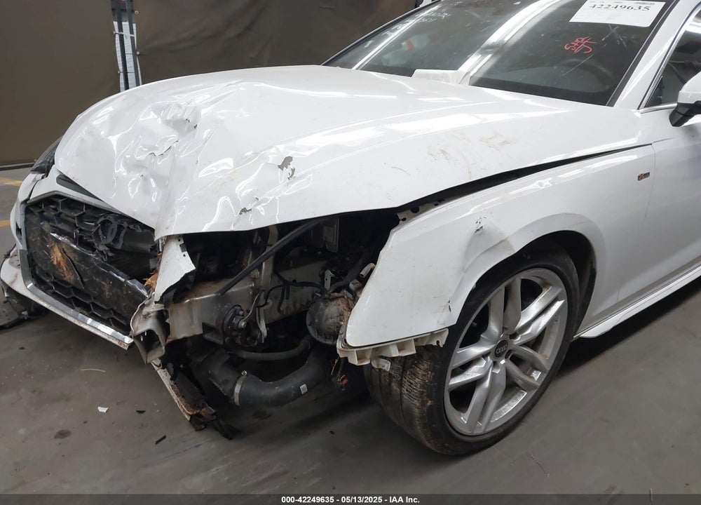2022 AUDI A4 VIN: WAUEAAF48NN013671