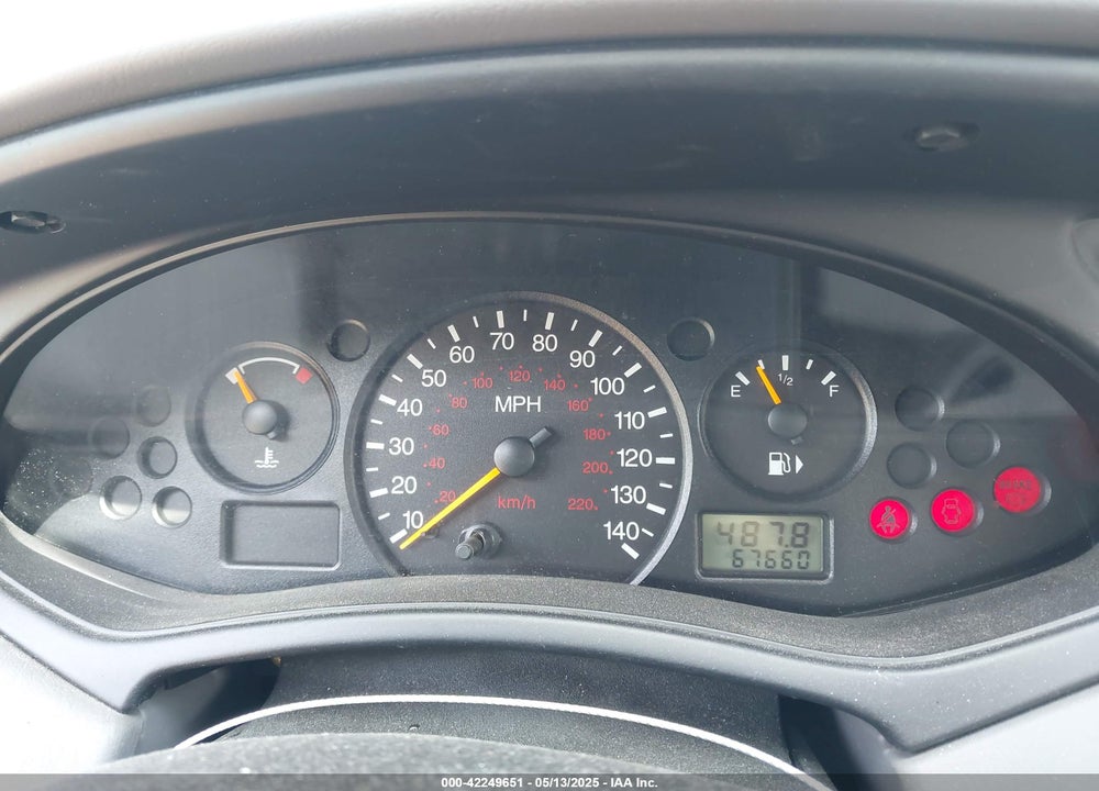 2001 FORD FOCUS LX VIN: 1FAFP33P61W315115