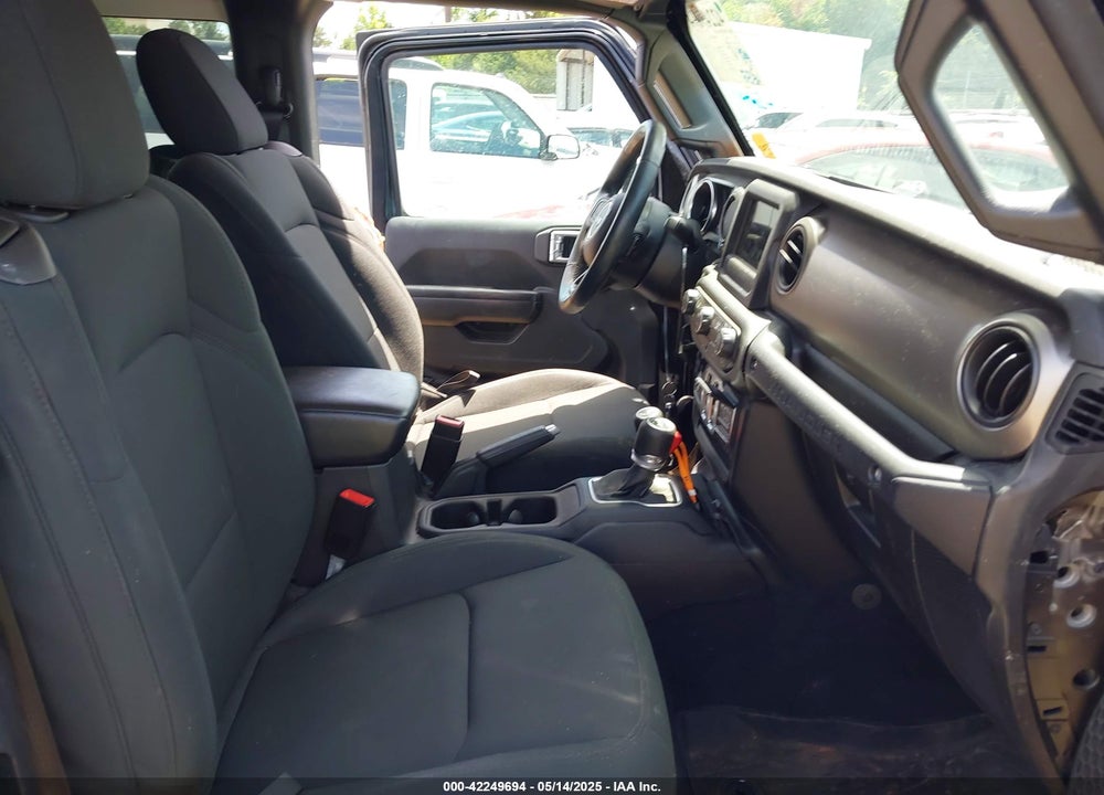 2021 JEEP WRANGLER SPORT S 4X4 VIN: 1C4GJXAN0MW520572