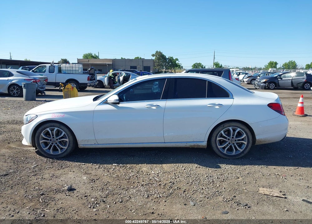 2018 MERCEDES-BENZ C 300 VIN: 55SWF4JB2JU261826