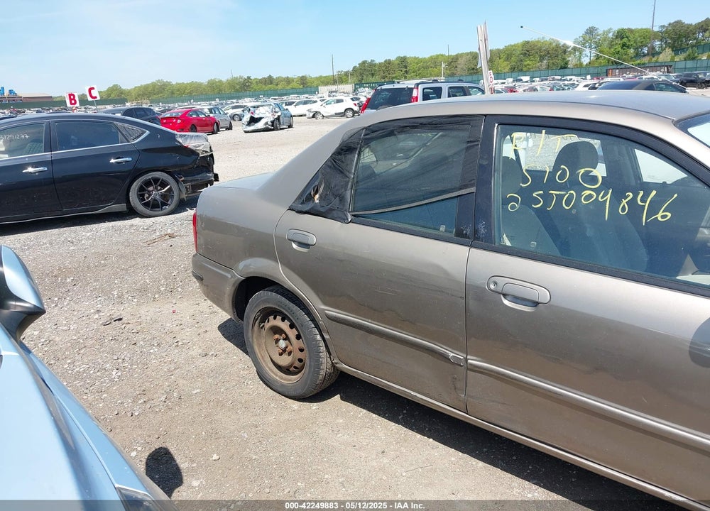 1999 MAZDA PROTEGE DX/LX VIN: JM1BJ2221X0117175