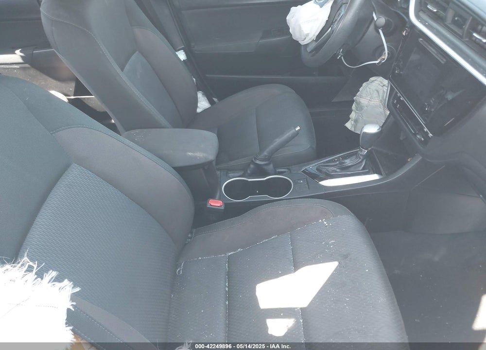 2019 TOYOTA COROLLA LE VIN: 5YFBURHE5KP896225