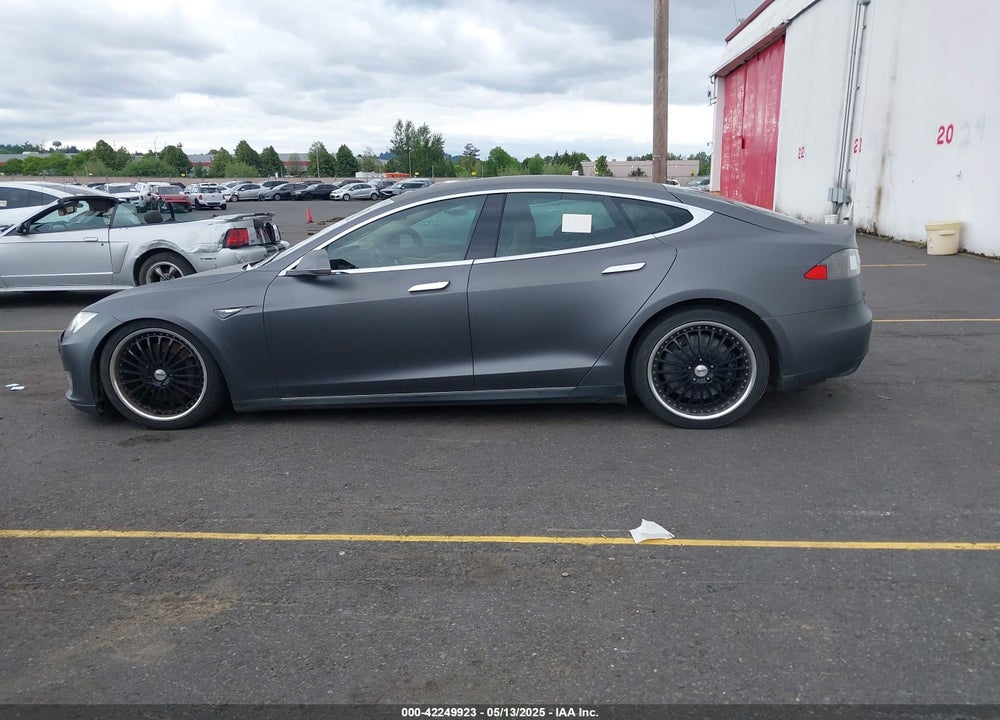 2012 TESLA MODEL S SIGNATURE VIN: 5YJSA1CN8CFP02687