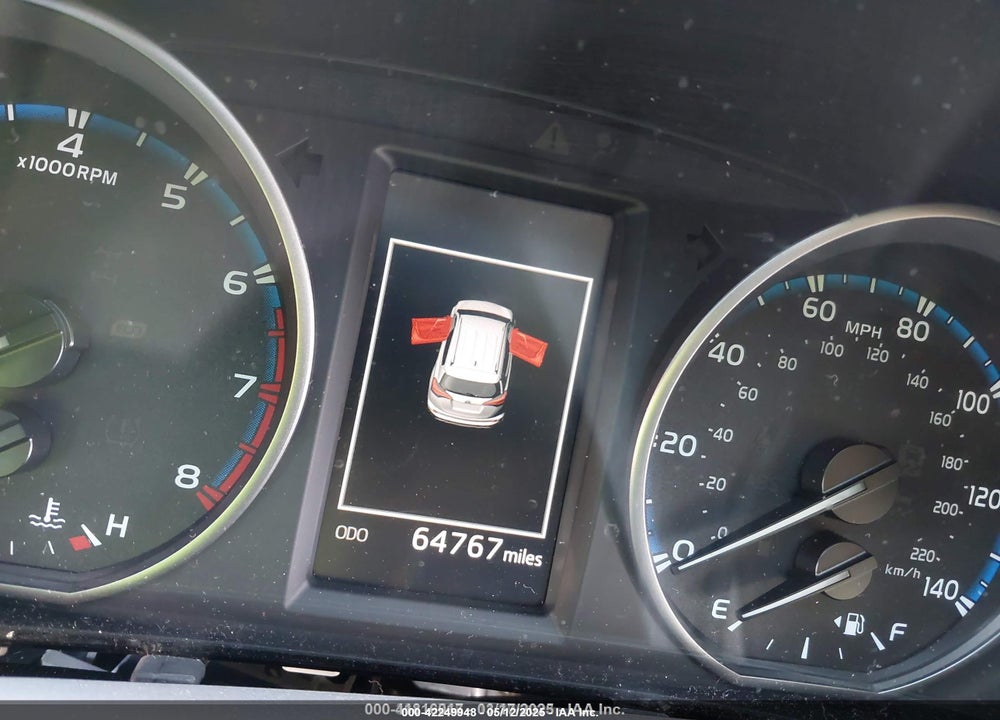2018 TOYOTA RAV4 VIN: JTMWFREV8JJ157496