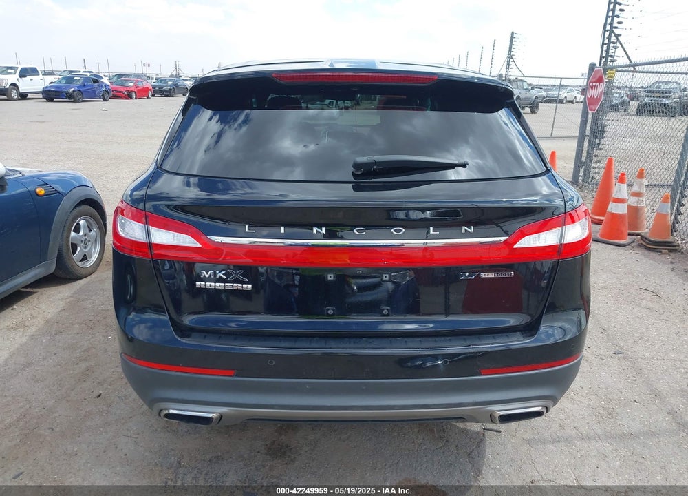 2016 LINCOLN MKX BLACK LABEL VIN: 2LMPJ7JP7GBL81127