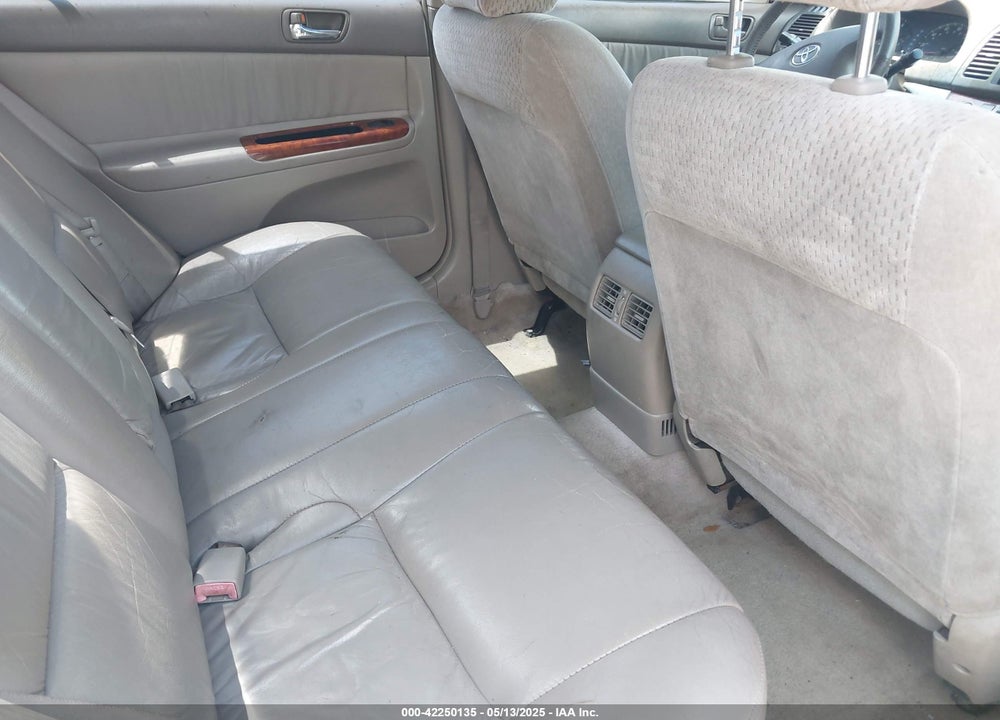 2002 TOYOTA CAMRY XLE V6 VIN: 4T1BF32K42U035090