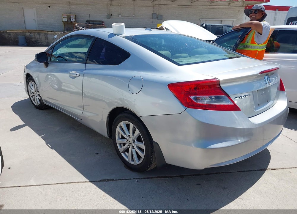 2012 HONDA CIVIC VIN: 2HGFG3B15CH509113