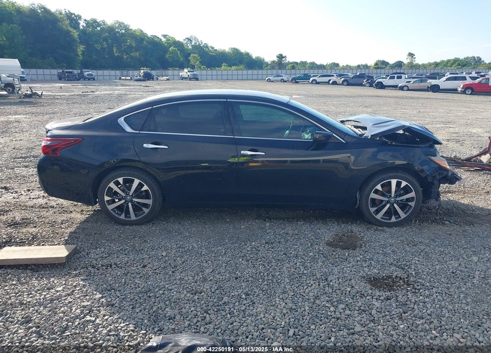 2017 NISSAN ALTIMA VIN: 1N4AL3AP6HC483132
