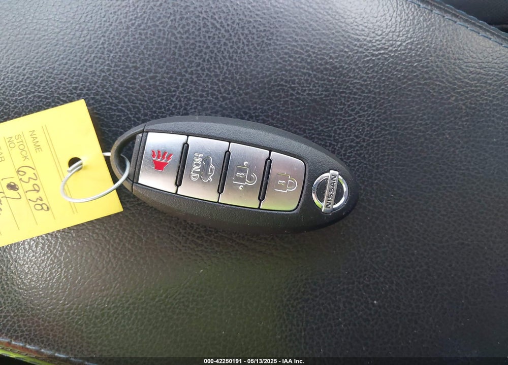 2017 NISSAN ALTIMA VIN: 1N4AL3AP6HC483132