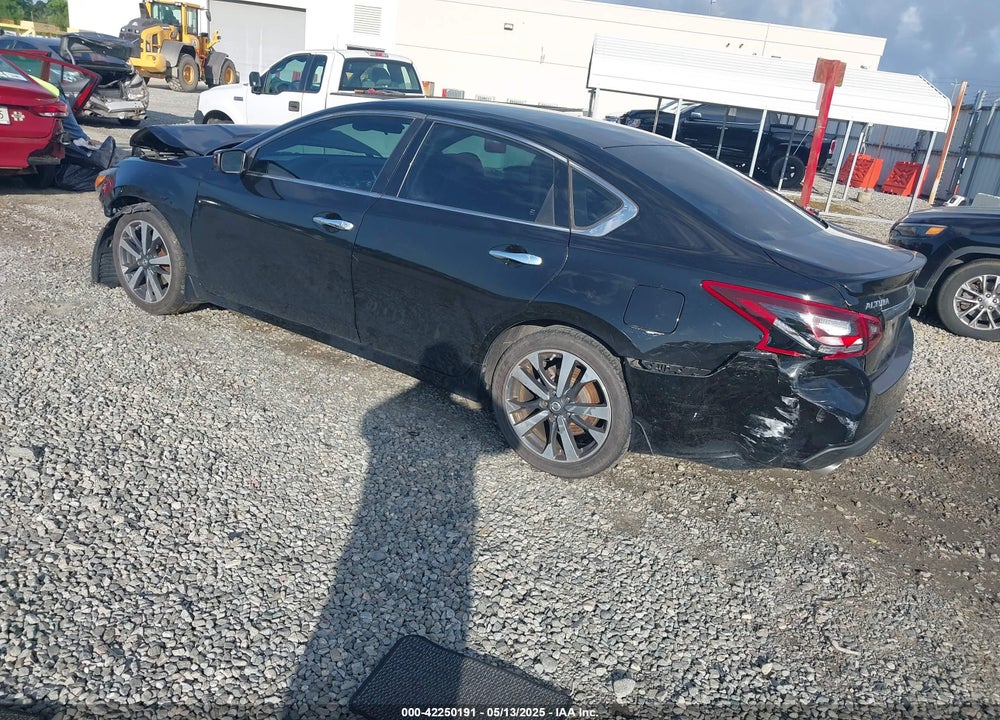 2017 NISSAN ALTIMA VIN: 1N4AL3AP6HC483132