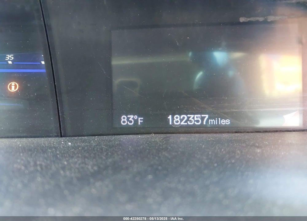 2015 HONDA CIVIC VIN: 2HGFG3B5XFH528022