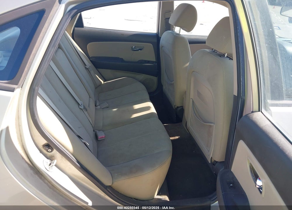 2010 HYUNDAI ELANTRA VIN: KMHDU4AD4AU075742