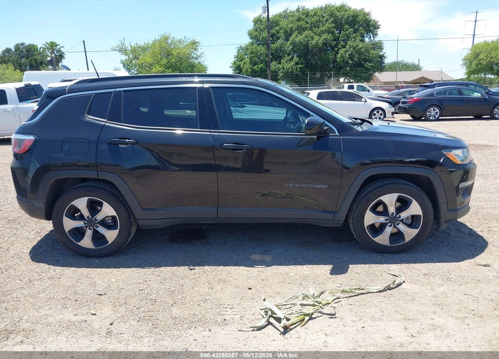 2018 JEEP COMPASS LATITUDE FWD VIN: 3C4NJCBB0JT374678
