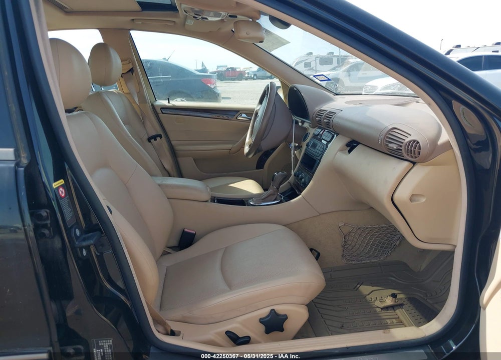 2002 MERCEDES-BENZ C 240 VIN: WDBRF61J02F196116