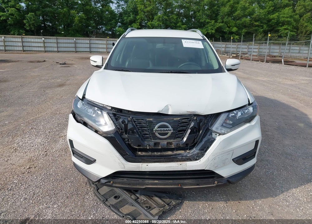 2017 NISSAN ROGUE VIN: KNMAT2MVXHP590367