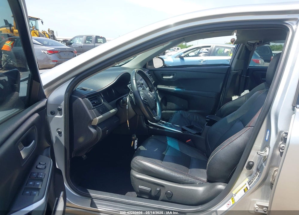 2016 TOYOTA CAMRY VIN: 4T1BF1FK2GU520642