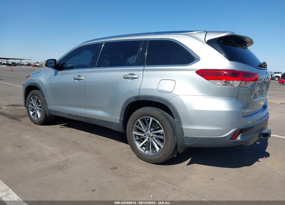 2019 TOYOTA HIGHLANDER VIN: 5TDJZRFH4KS580932