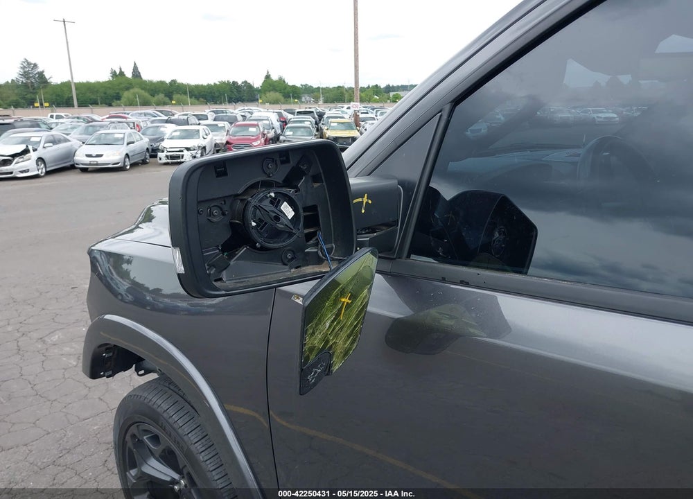 2022 RAM 1500 LIMITED 4X4 5'7 BOX VIN: 1C6SRFHM6NN134716