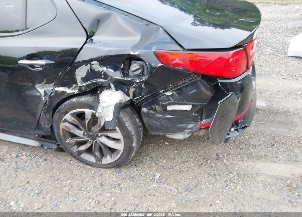 2015 KIA OPTIMA VIN: 5XXGR4A68FG471352