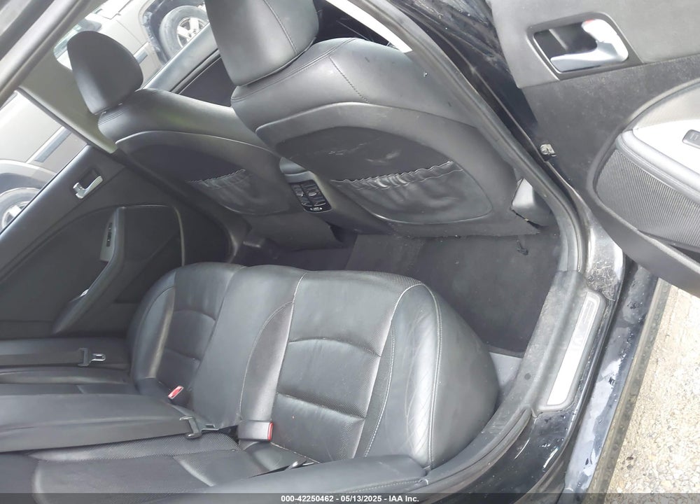 2015 KIA OPTIMA VIN: 5XXGR4A68FG471352