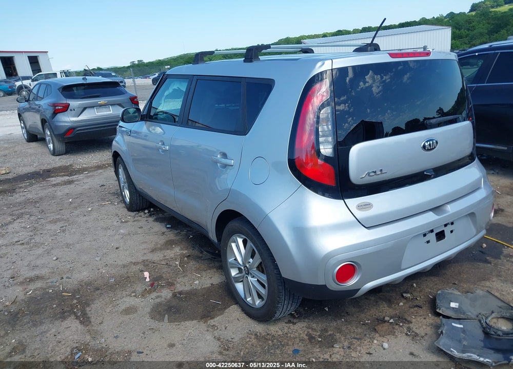 2017 KIA SOUL VIN: KNDJP3A52H7416050