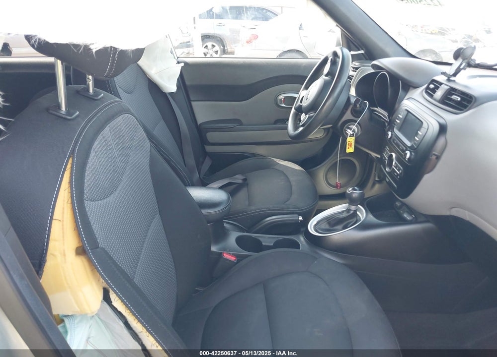 2017 KIA SOUL VIN: KNDJP3A52H7416050