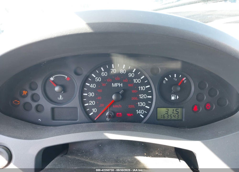 2005 FORD FOCUS VIN: 1FAFP36N75W192103
