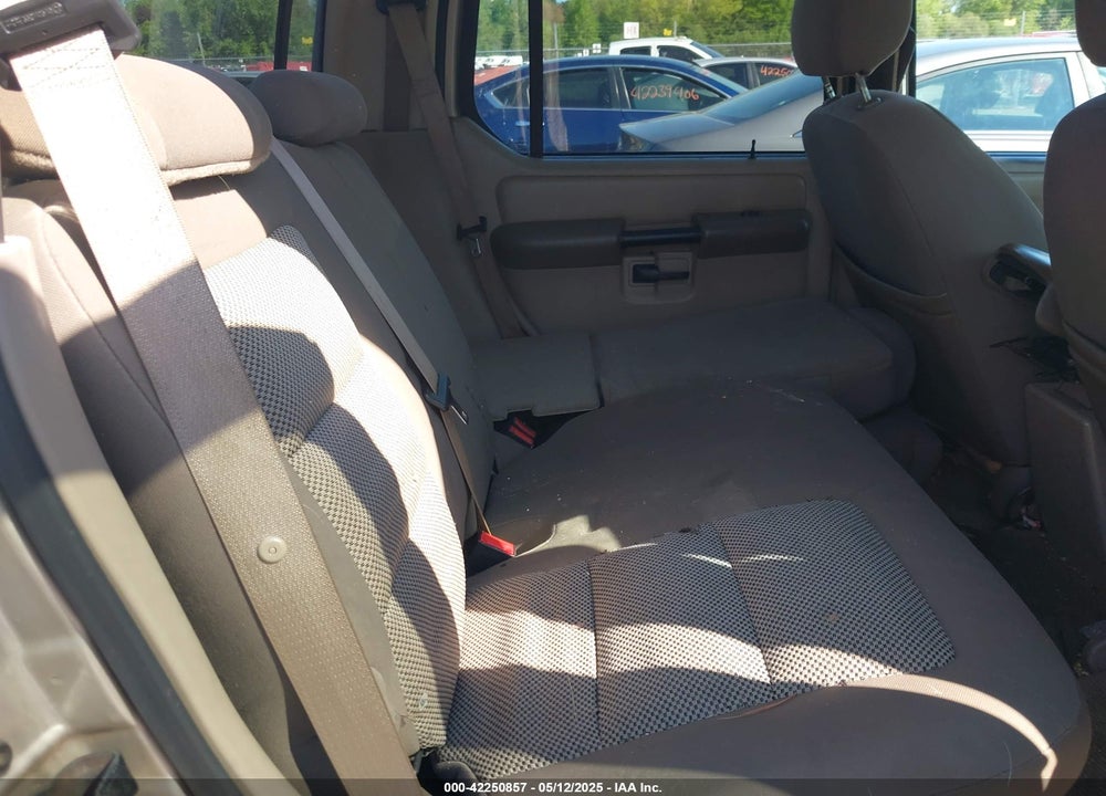 2004 FORD EXPLORER SPORT TRAC ADRENALIN/XLS/XLT VIN: 1FMZU77K84UB42473