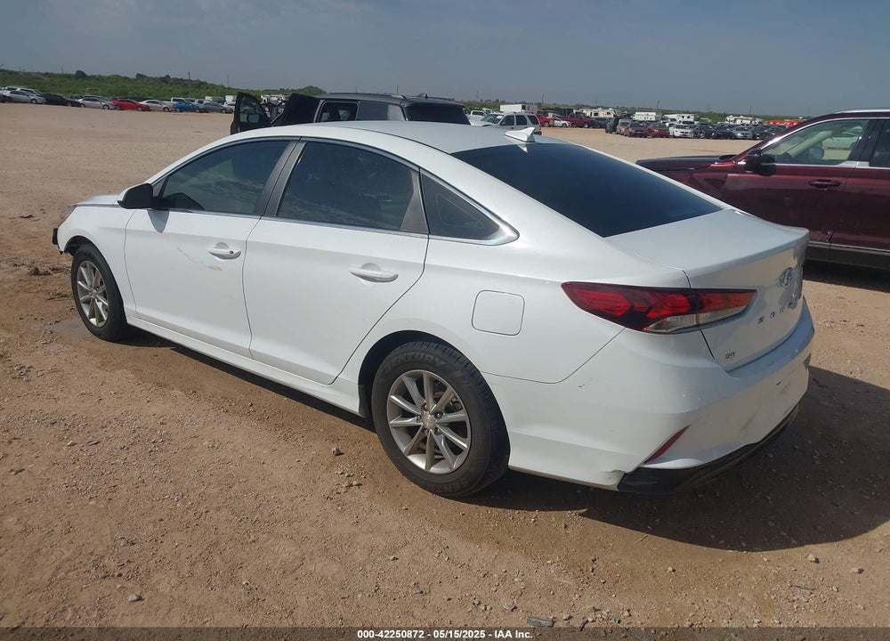 2018 HYUNDAI SONATA VIN: 5NPE24AF0JH704634