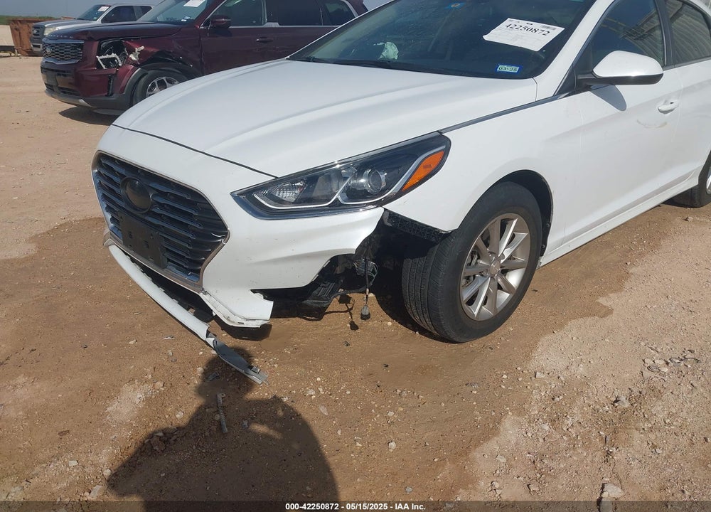 2018 HYUNDAI SONATA VIN: 5NPE24AF0JH704634