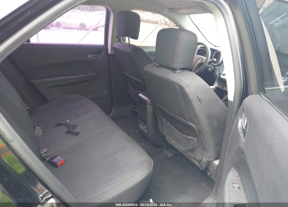 2015 CHEVROLET EQUINOX LS VIN: 2GNALAEK5F1135653