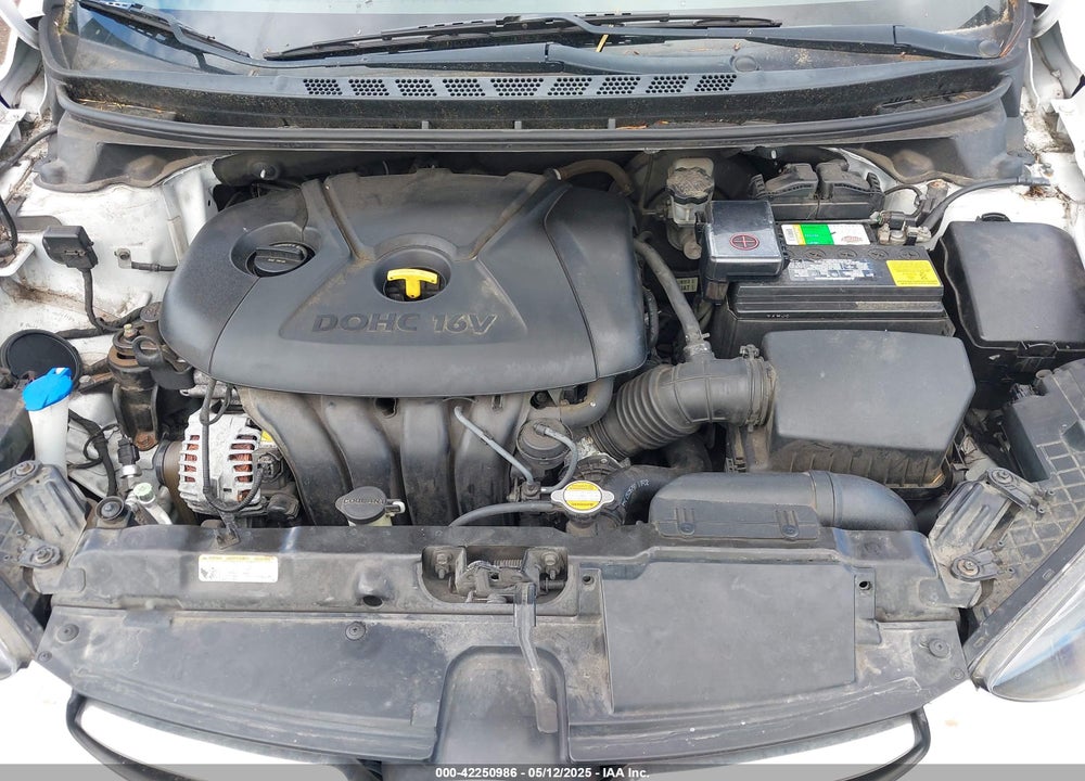2012 HYUNDAI ELANTRA VIN: 5NPDH4AE3CH104372