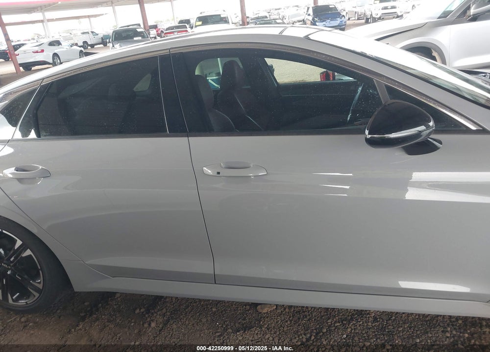 2022 KIA K5 VIN: 5XXG64J26NG125658