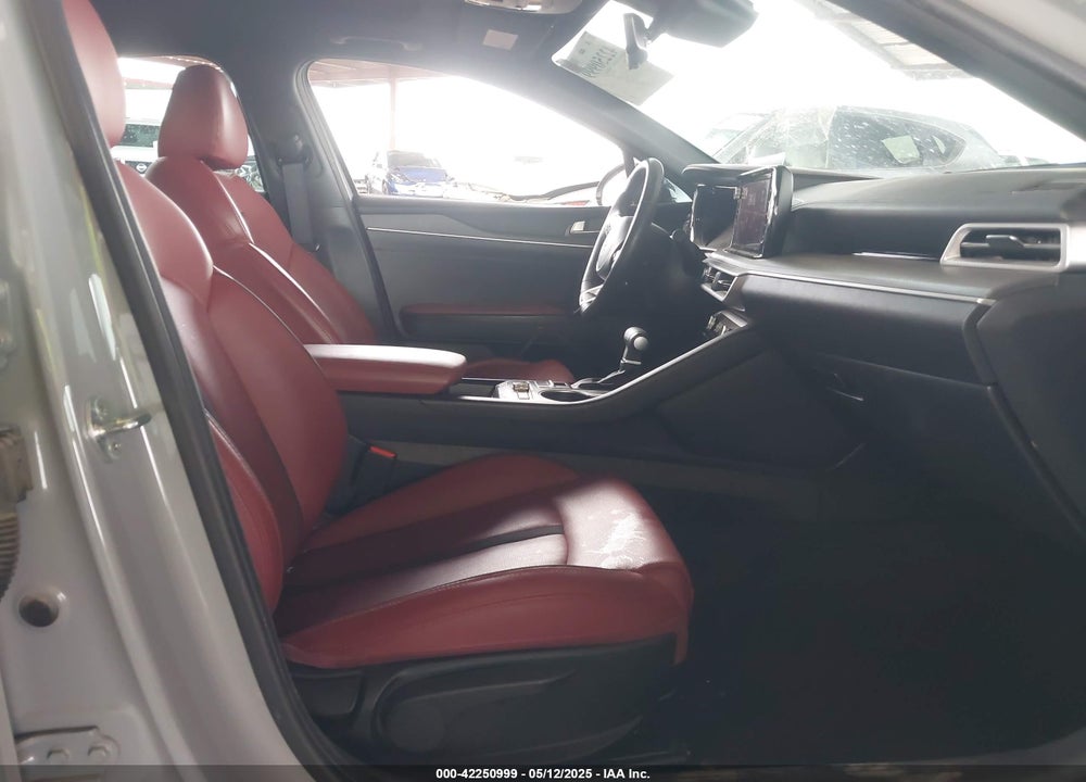 2022 KIA K5 VIN: 5XXG64J26NG125658