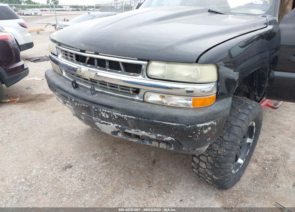 2000 CHEVROLET SILVERADO 1500 LS VIN: 2GCEK19T4Y1355840