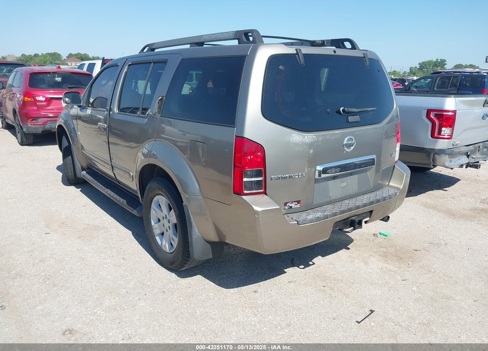 2005 NISSAN PATHFINDER LE VIN: 5N1AR18W65C742428
