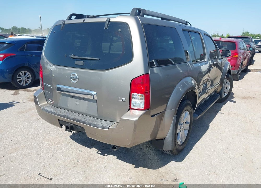 2005 NISSAN PATHFINDER LE VIN: 5N1AR18W65C742428