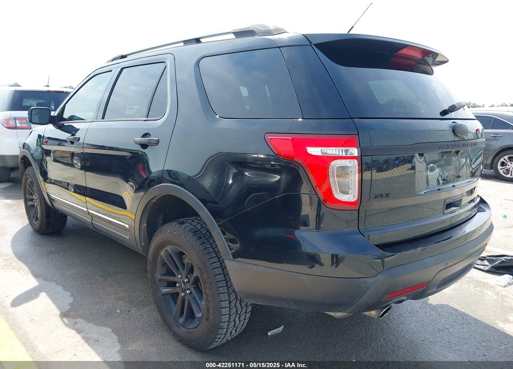 2015 FORD EXPLORER XLT VIN: 1FM5K7D97FGC63230