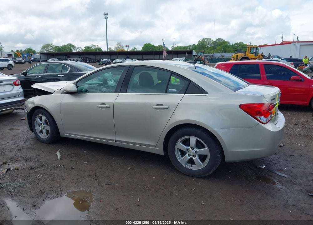 2014 CHEVROLET CRUZE 1LT AUTO VIN: 1G1PC5SB1E7244359