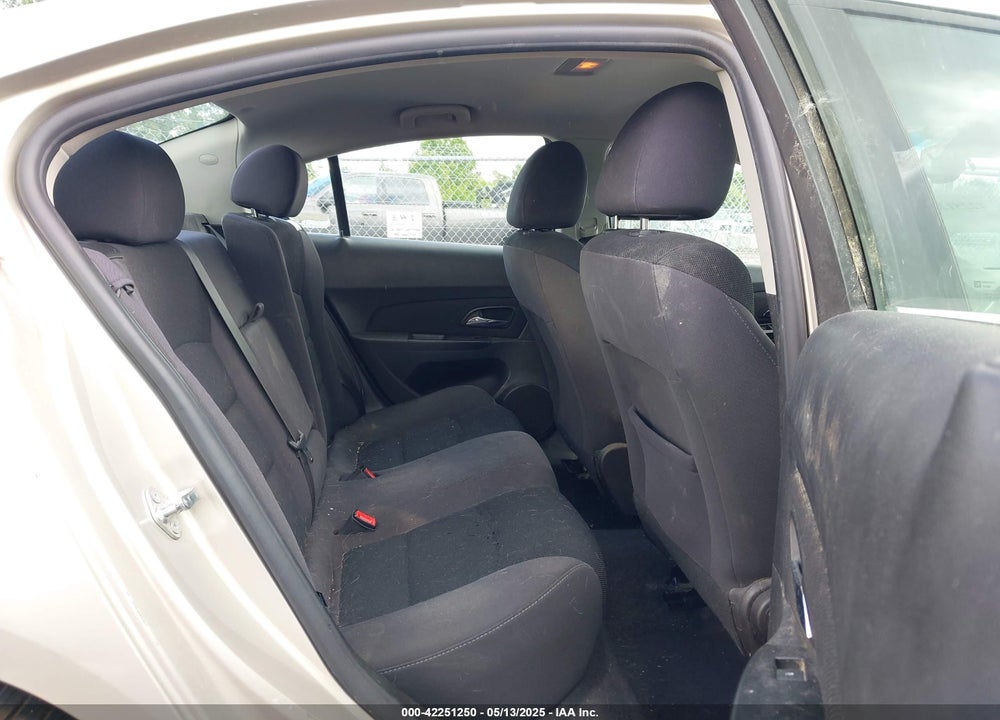 2014 CHEVROLET CRUZE 1LT AUTO VIN: 1G1PC5SB1E7244359