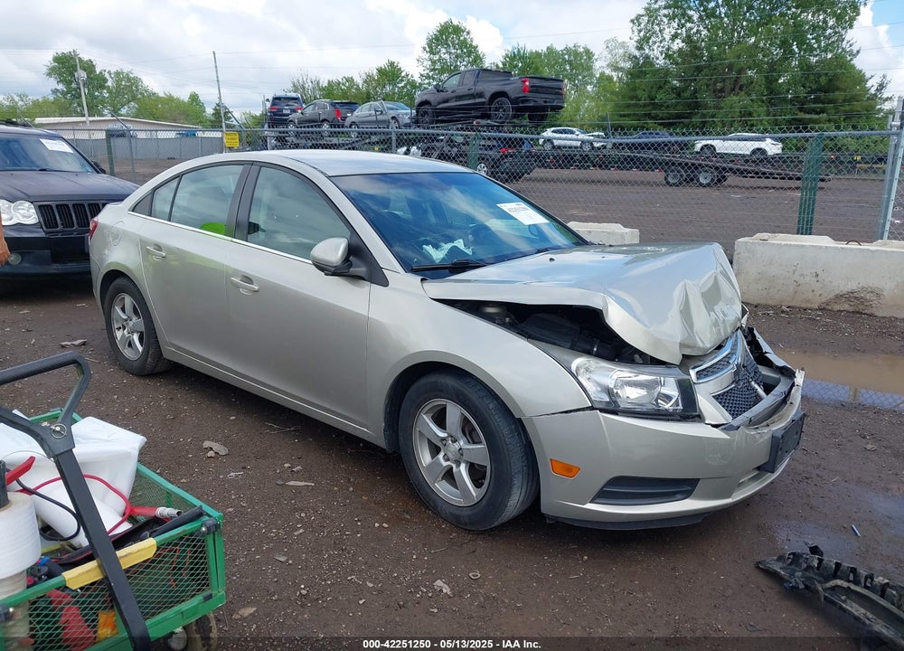 2014 CHEVROLET CRUZE 1LT AUTO VIN: 1G1PC5SB1E7244359