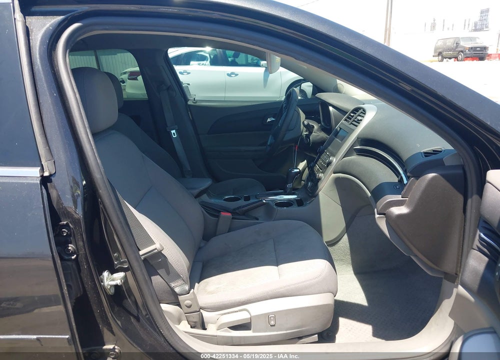 2014 CHEVROLET MALIBU VIN: 1G11B5SL2EF220790