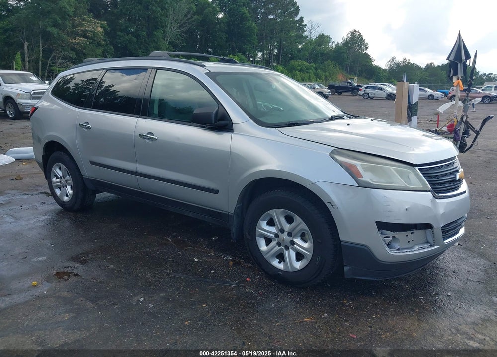 2015 CHEVROLET TRAVERSE LS VIN: 1GNKRFKD3FJ159607