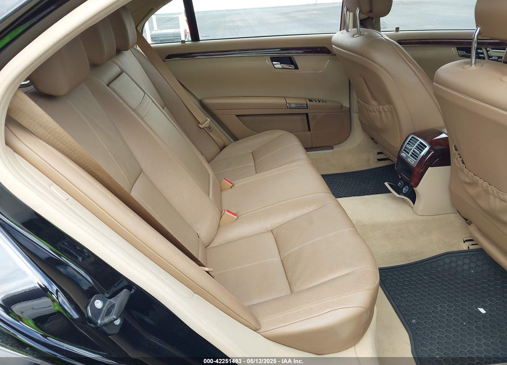 2007 MERCEDES-BENZ S 550 VIN: WDDNG71X47A094691
