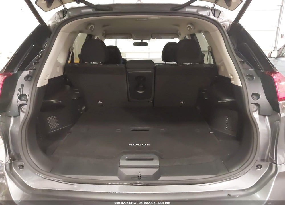 2018 NISSAN ROGUE SV VIN: 5N1AT2MV3JC739694